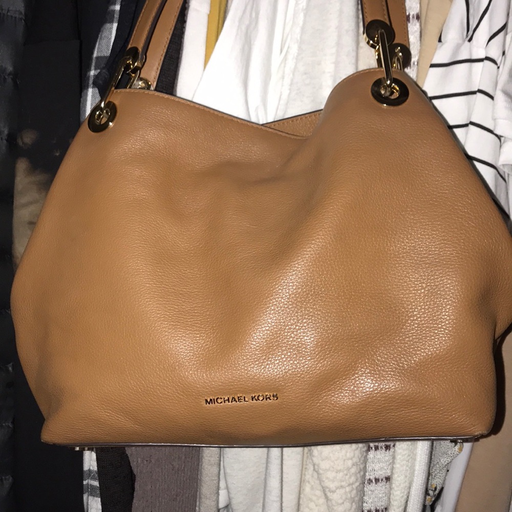 Brand new Micheal Kors purse